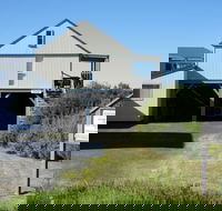 Angler's Arms and Fisherman's Cottage - Tourism Canberra