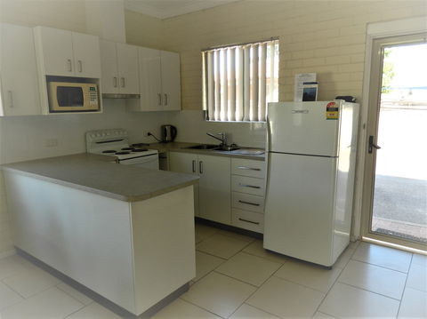 API Pelican Beach Front Apartments Kalbarri - Tourism Canberra 1