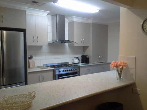 Brae View Five Bedroom Holiday House - Tourism Canberra 1