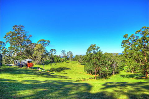 Cabins@theView - Tourism Canberra 0