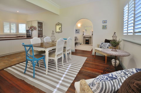 Clemandtines Vintage Beach Estate - Tourism Canberra 2