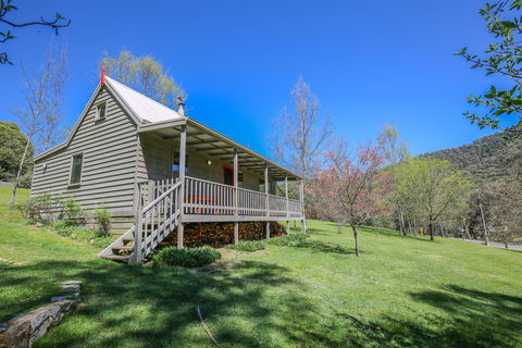 Crabapple Cottage - Tourism Canberra 0