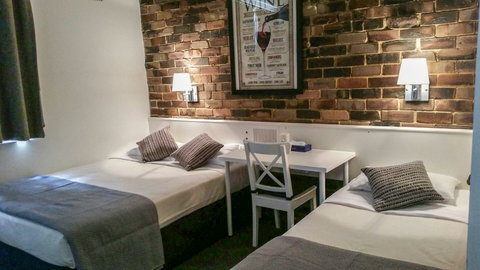 Hornsby Inn - Tourism Canberra 1