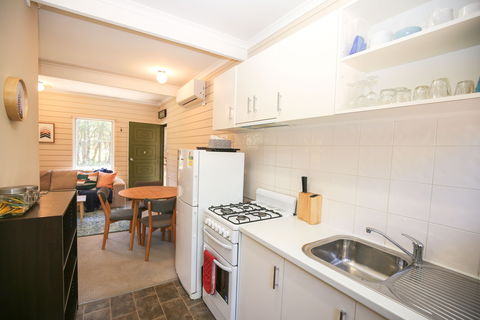 Hylander Holiday Unit - Tourism Canberra 2