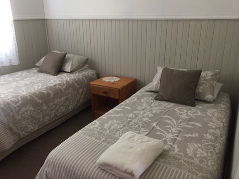 Riverland Holiday Cottage - Tourism Canberra 2
