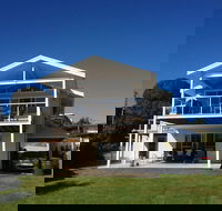 Shore Thing - Tourism Canberra