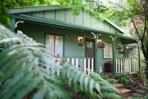 Strawberry Patch Cottage - Tourism Canberra 0