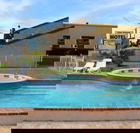 Sun Plaza Motel - Mackay - Tourism Canberra
