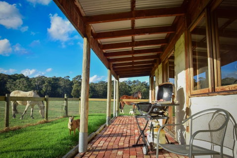The Glen Farm Cottages - Tourism Canberra 0