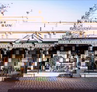 The Rising Sun Hotel - Tourism Canberra