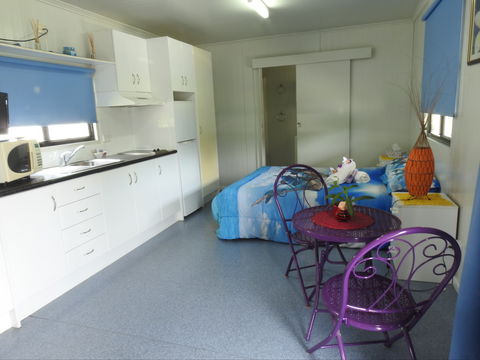 Tropicana Caravan Park Sarina - Tourism Canberra 1