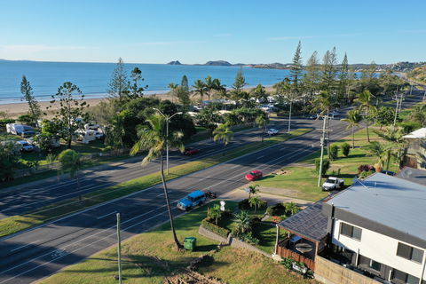 Yeppoon Beach House - Tourism Canberra 1