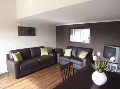 Off Mountain Accommodation - Tourism Canberra 2