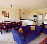 A Beachfront Villa Rockingham - Tourism Canberra