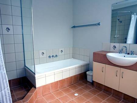 Albany Bayside Ocean Villas - Tourism Canberra 1