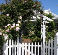 Durack House Bed  Breakfast - Tourism Canberra
