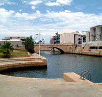 Crest Del Mar Apartments - Tourism Canberra