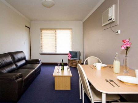 Burswood Lodge - Tourism Canberra 1