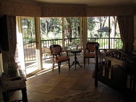 Lakeview Lodge - Tourism Canberra 1
