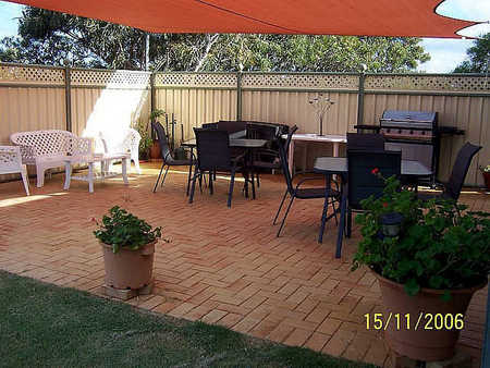  Tourism Canberra