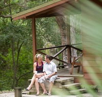 Hungry Head Cabins - Tourism Canberra
