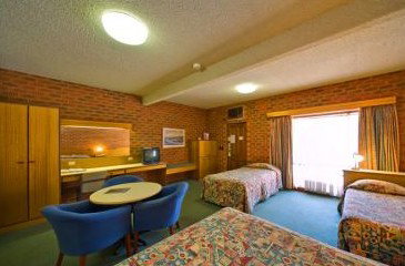 Sundowner Albury Paddlesteamer - Tourism Canberra 1