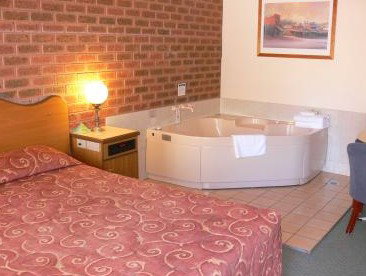 Sundowner Albury Paddlesteamer - Tourism Canberra 2