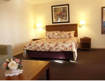 Armidale Pines Motel - Tourism Canberra 0