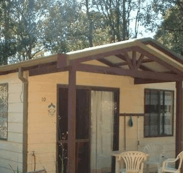 Gum Grove Chalets - Tourism Canberra