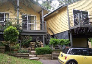 Ttwo Peaks Guesthouse - Tourism Canberra 0