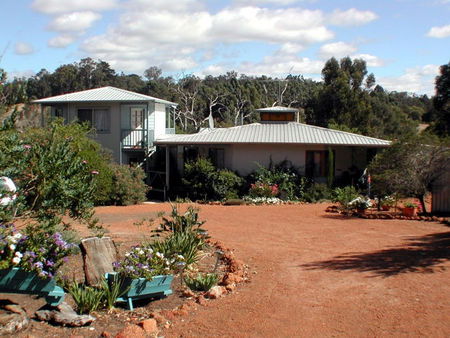 Break Of Day Homestay - Tourism Canberra 0