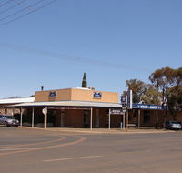 Star and Garter - Tourism Canberra