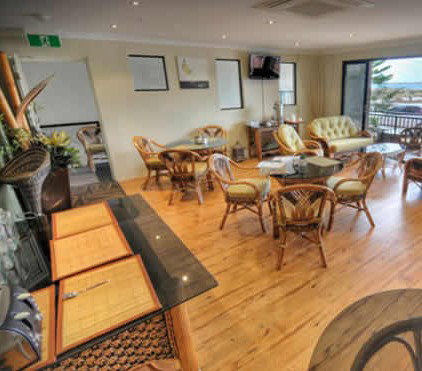 Breakwater Bed And Breakfast - Tourism Canberra 2