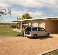 Cervantes Holiday Homes  Units - Tourism Canberra
