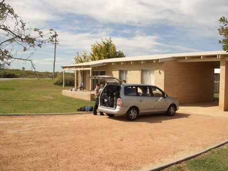 Cervantes Holiday Homes & Units - Tourism Canberra 0