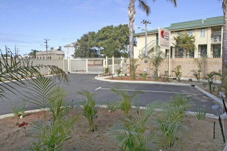 Como Apartments - Geraldton - Tourism Canberra 5