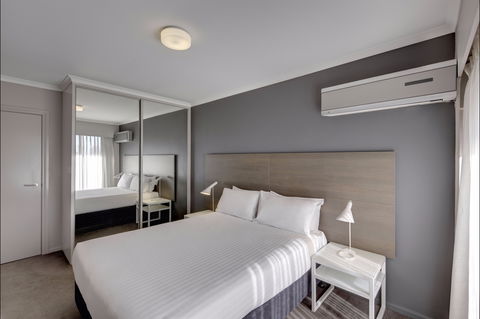 Adina Apartment Hotel Sydney Surry Hills - Tourism Canberra 2