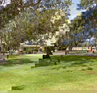 A Maze'N Things Holiday Park and Motel - Tourism Canberra