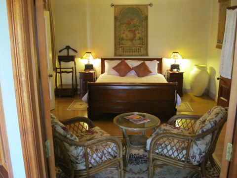 Classique Bed And Breakfast - Tourism Canberra 0