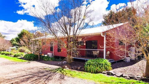 Hillview Farmstay - Tourism Canberra 0