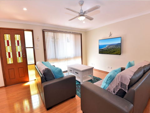 Hopetoun Villa Woonona - Tourism Canberra 1