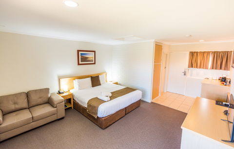 Hospitality Carnarvon, SureStay Collection By Best Western - Tourism Canberra 2