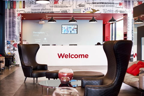 Ibis Melbourne Swanston Street Hotel - Tourism Canberra 0