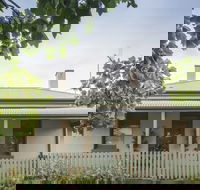 Magnolia Cottage - Tourism Canberra