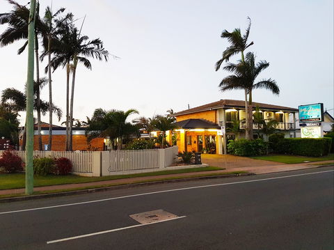 Miners Lodge Motor Inn - Tourism Canberra 1