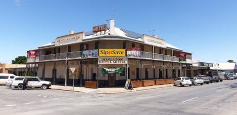 Minlaton Hotel - Tourism Canberra 0