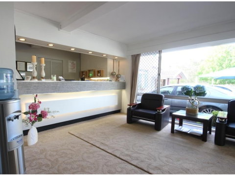 Molly Morgan Motor Inn - Tourism Canberra 0