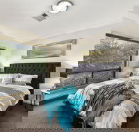 Mount Gambier Apartments - Accommodation on Lansell 1 - Tourism Canberra