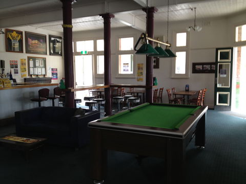 Neath Hotel - Tourism Canberra 1