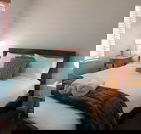 Park Beach Townhouse - Tourism Canberra